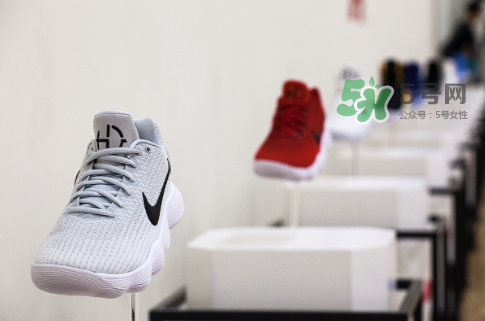 nike hyperdunk 2017尺碼怎么選？hyperdunk2017鞋碼正嗎？