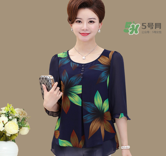 閏六月為什么要給媽媽買衣服？閏六月給媽媽買什么？