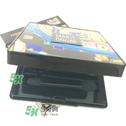 瑪麗黛佳多米諾創(chuàng)意眼影測(cè)評(píng)_瑪麗黛佳多米諾眼影試色 瑪麗黛佳多米諾創(chuàng)意眼影測(cè)評(píng)_瑪麗黛佳多米諾眼影試色