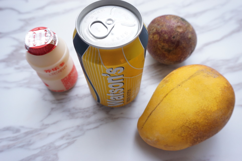 養(yǎng)樂多怎么做飲料 養(yǎng)樂多的做法 養(yǎng)樂多怎么做飲料 養(yǎng)樂多的做法