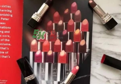 迪奧雙色夾心唇膏多少錢？dior迪奧夾心唇膏上市時(shí)間