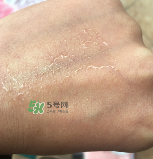 透真玻尿酸爽膚水怎么樣？透真玻尿酸美肌水好用嗎？