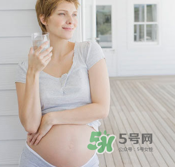 頭胎有邊生邊入盆的嗎？頭胎遲遲不入盆怎么辦？