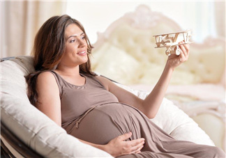 媽媽近視眼會(huì)遺傳給孩子嗎？媽媽是近視眼會(huì)遺傳嗎？