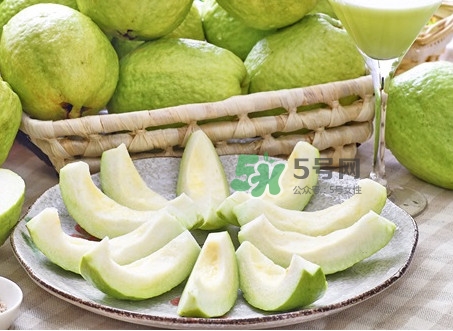 芭樂(lè)會(huì)上火嗎？芭樂(lè)會(huì)便秘嗎