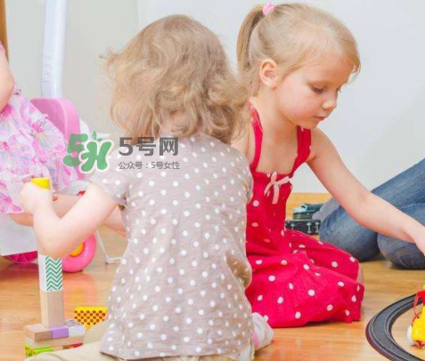 孩子在幼兒園被咬了怎么辦？孩子在幼兒園受傷怎么辦？