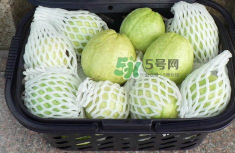 芭樂(lè)會(huì)上火嗎？芭樂(lè)會(huì)便秘嗎