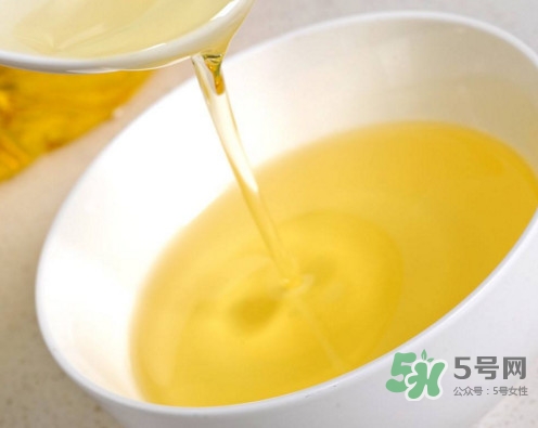 轉(zhuǎn)基因大豆油能吃嗎？轉(zhuǎn)基因大豆油有什么危害？