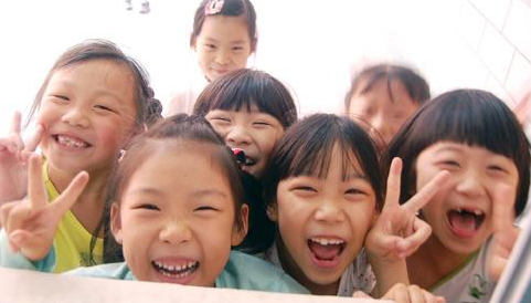 孩子在幼兒園受欺負(fù)怎么辦？孩子在幼兒園不合群怎么辦？