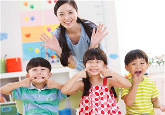 暑假孩子不寫作業(yè)怎么辦？暑假不想寫作業(yè)怎么教育？