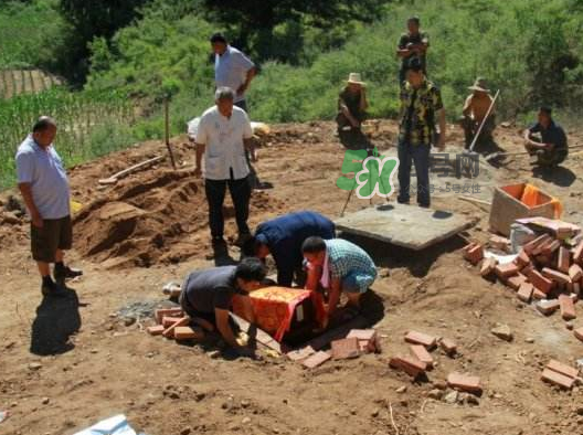 立秋可以下葬嗎？2017年閏月能不能下葬？