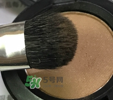 mac時(shí)尚焦點(diǎn)小眼影多少錢？mac焦點(diǎn)小眼影專柜價(jià)格