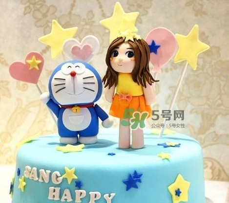 翻糖蛋糕制作都需要哪些？做一個翻糖蛋糕需要多長時間