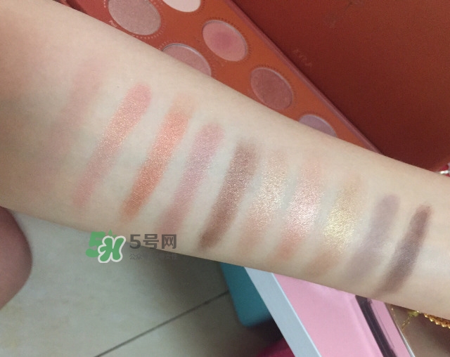 zoeva玫瑰金眼影盤怎么畫？zoeva rose golden畫法教程