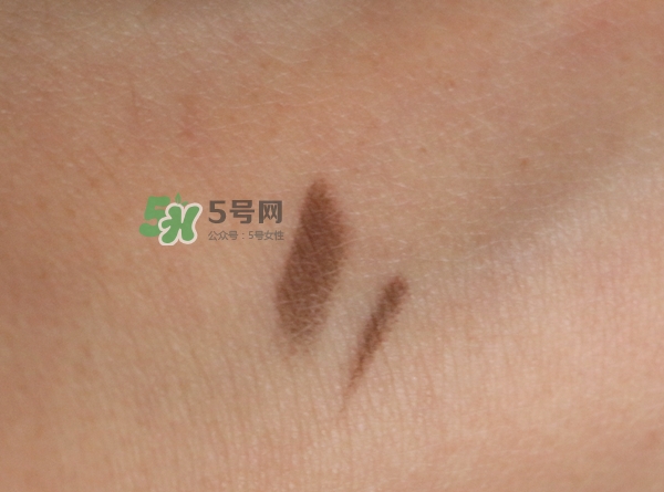 mac眉筆怎么轉(zhuǎn)？mac眉筆轉(zhuǎn)不出來(lái)?