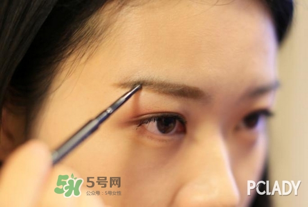 mac眉筆怎么用？mac魅可眉筆怎么削