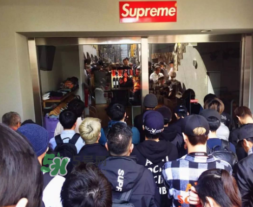supreme噴錢槍多少錢？supreme鈔票槍價格