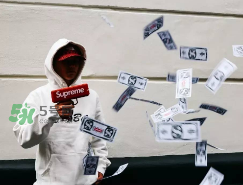 supreme噴錢槍多少錢？supreme鈔票槍價(jià)格