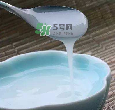 仙草凍熬好多久能成型？仙草凍添加什么才會結(jié)凍