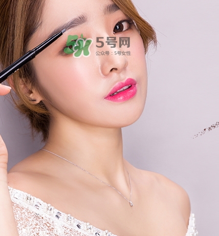 云皙眉筆怎么樣？云皙眉筆和rozo哪個好？