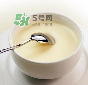 牛初乳粉什么時(shí)候吃最好？牛初乳粉的吃法是怎么樣的？