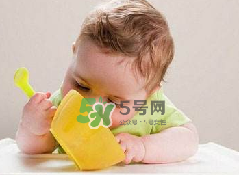 對(duì)寶寶大腦好的食物有哪些？寶寶吃什么補(bǔ)腦？