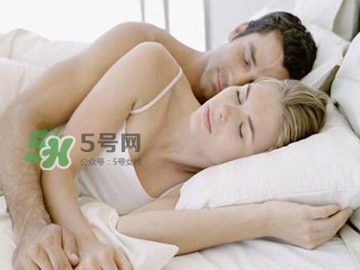 安全套越薄越好嗎？超薄避孕套會破嗎？