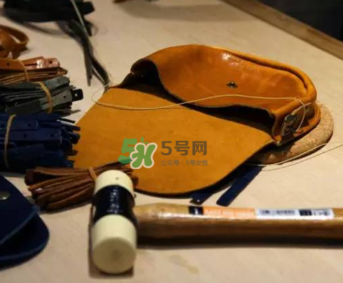 roberu peace and smile笑臉錢包多少錢_在哪買_怎么買？