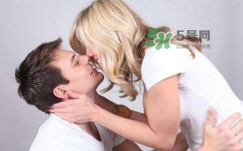 孕期同房對寶寶有害嗎？孕期愛愛注意事項(xiàng)
