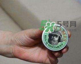 小蜜蜂紫草膏能治濕疹嗎？小蜜蜂紫草膏對(duì)濕疹有效果嗎？