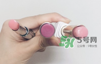 紀(jì)梵希變色唇膏和迪奧變色唇膏哪個(gè)好_怎么選？