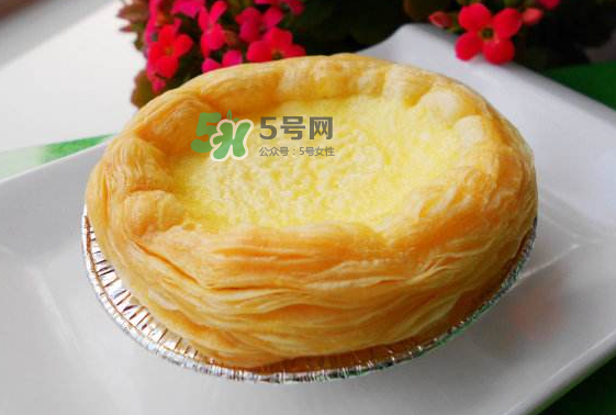 烤蛋撻烤箱預(yù)熱要多久？烤蛋撻用上火還是下火？