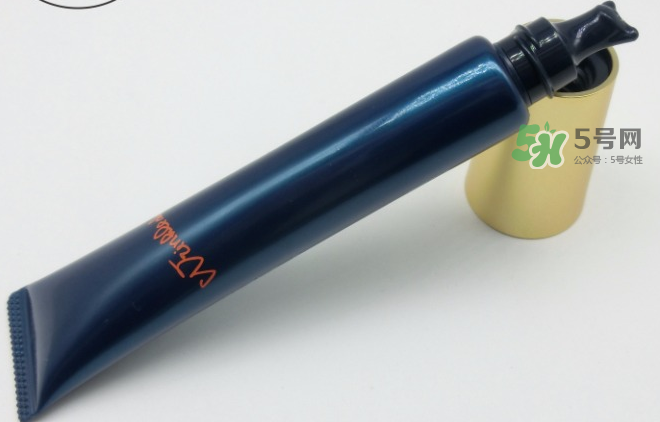 pola抗皺精華有效果嗎？pola抗皺精華按摩手法