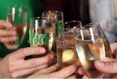 茅臺(tái)酒會(huì)不會(huì)過(guò)期??？茅臺(tái)酒保質(zhì)期多久