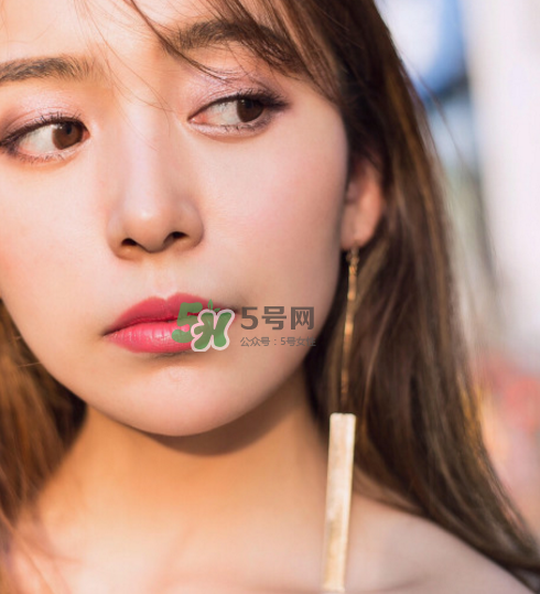 tf白管07是什么顏色？tom ford白管07適合黃皮嗎？