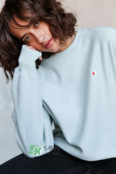 champion reverse weave套頭衫多少錢？champion糖果衛(wèi)衣價格