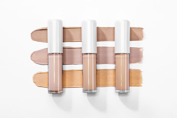 粉底液顏色如何選擇 選對粉底液不浮粉不脫妝 粉底液顏色如何選擇 選對粉底液不浮粉不脫妝