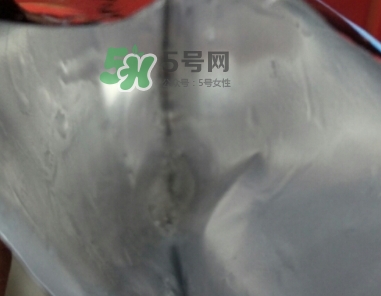 小迷糊玻尿酸竹炭面膜怎么樣？小迷糊黑面膜好用嗎