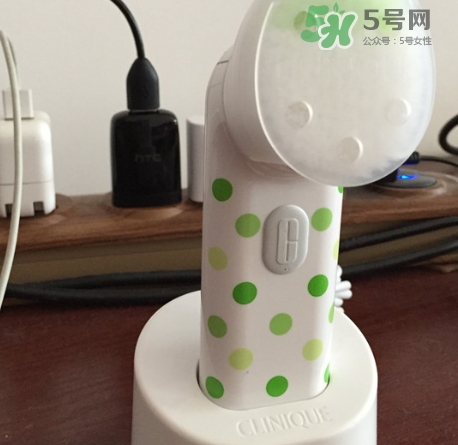 倩碧聲波潔面儀怎么充電？倩碧潔面儀充電燈不亮