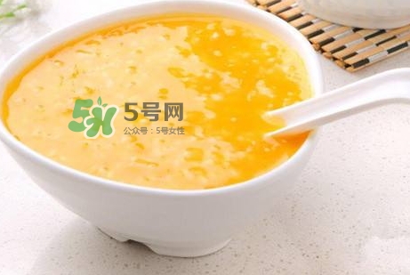 南瓜粥的營(yíng)養(yǎng)價(jià)值_南瓜粥的功效與作用及飲食禁忌