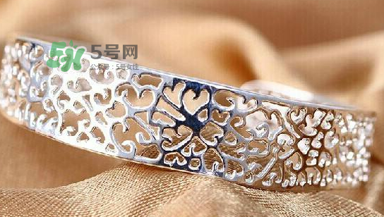 銀首飾可以以舊換新嗎？銀首飾以舊換新折舊費多少？