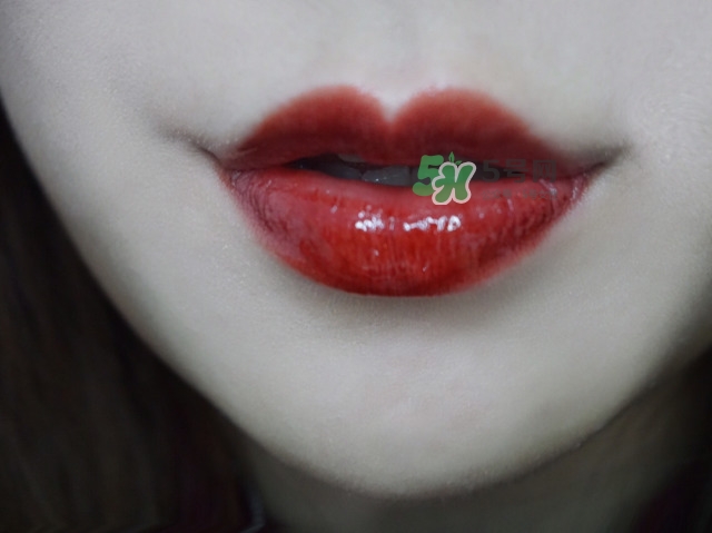 tom ford氣墊唇釉多少錢_tf氣墊唇釉專柜價格 tom ford氣墊唇釉多少錢_tf氣墊唇釉專柜價格