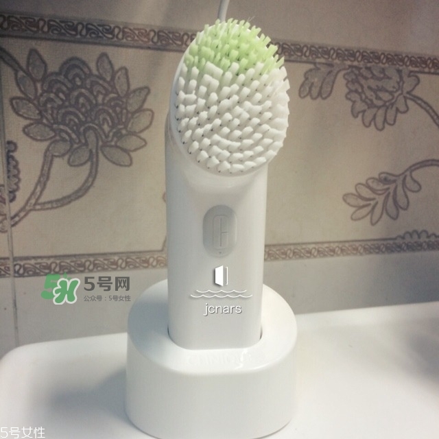 倩碧聲波潔面儀怎么用？倩碧聲波潔面儀使用方法