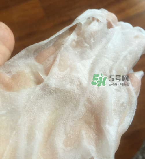 伊貝詩面膜怎么樣？伊貝詩面膜有熒光劑嗎？