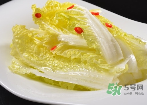 娃娃菜可以隔夜吃嗎？娃娃菜有黑點(diǎn)怎么回事