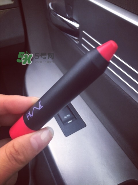 緞面口紅哪個好用？緞面口紅排行榜