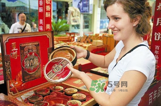 中秋節(jié)外國(guó)人怎么吃？外國(guó)人過(guò)中秋節(jié)嗎？