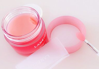 蘭芝唇膜可以放冰箱嗎？蘭芝唇膜能放冰箱嗎？