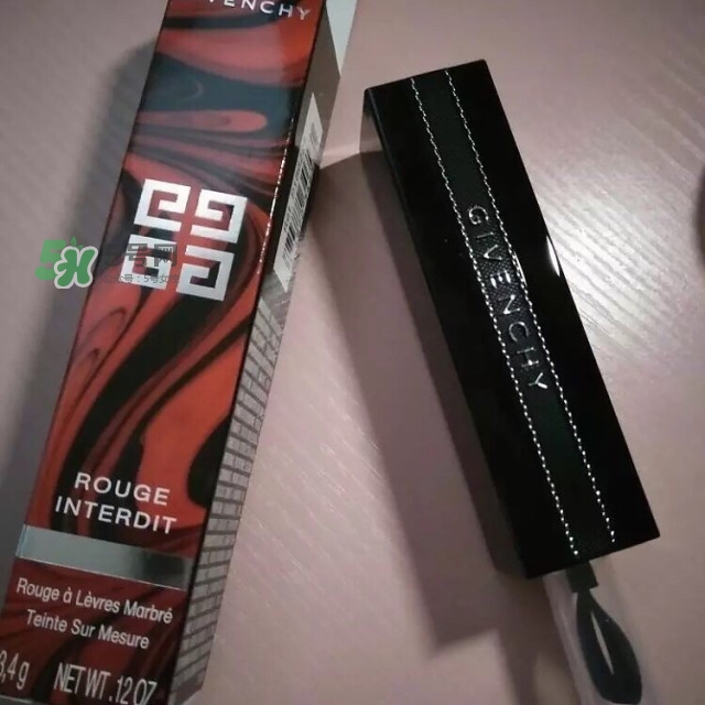 紀梵希禁忌之吻大理石紋唇膏怎么樣_好用嗎