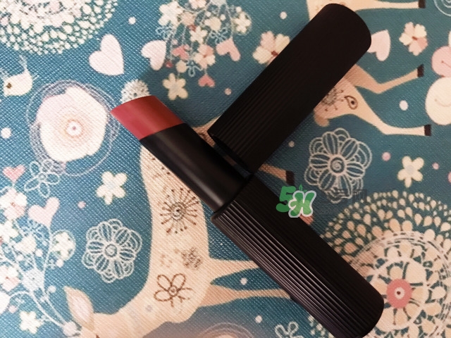 瑪麗黛佳上癮精華啞光唇膏怎么樣_好用嗎 瑪麗黛佳上癮精華啞光唇膏怎么樣_好用嗎